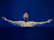 Viral Steward Dances With Fans at Calvin Harris Hampden Park Gig