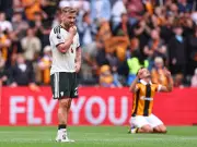 Wayne Rooney slams 'schoolboy' Shaw defending in Man United defeat