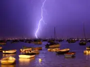 Weather maps show exact time violent thunderstorms to end UK heatwave