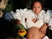 Yasmin Evans announces pregnancy with first child
