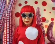 Yayoi Kusama's Life in Pictures: A New Gallery