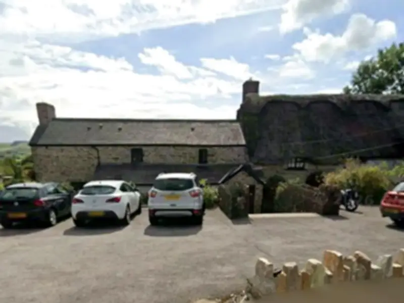 Glamping pods approved for historic Grade II-listed Bridgend pub