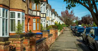 2p-per-mile EV charging rule change for 8m homes without driveways