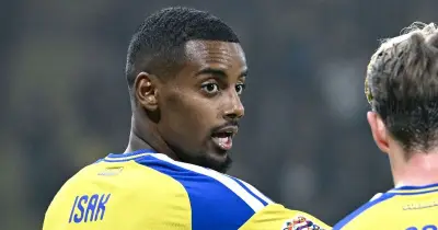 Alexander Isak injury update as Liverpool striker out of Sweden squad