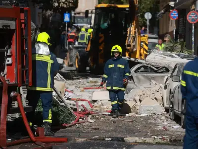 Athens building collapse: Five missing after explosion near Acropolis