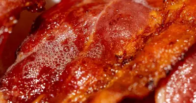 Bacon crispier with 1 simple ingredient every home has