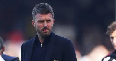 Carragher: Sacking Carrick Now Would Be Ludicrous