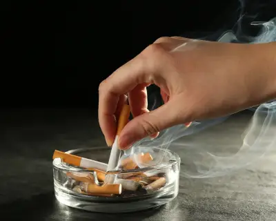 Coalition tobacco excise cut plan rejected by health experts and Labor