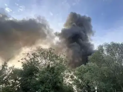 Epping scrap yard blaze: 40 firefighters tackle huge smoke plume