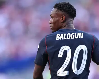 Everton in late scramble to complete Balogun transfer after flurry of sales