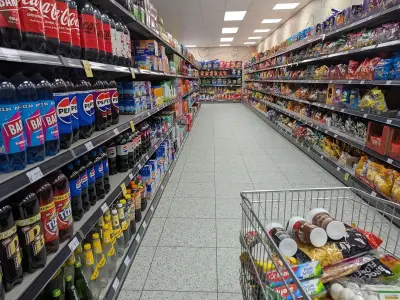 Farmfoods new Leigh store offers prices that beat Aldi and Lidl