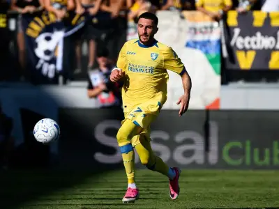 Frosinone chief reveals why Ghedjemis Celtic and Rangers move collapsed