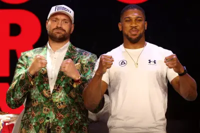 Fury and Joshua amiable at London press conference for long-awaited bout