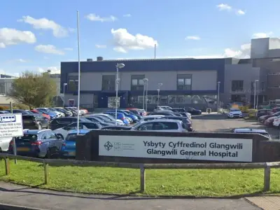 Glangwili Hospital wards closed after flu and scabies outbreaks