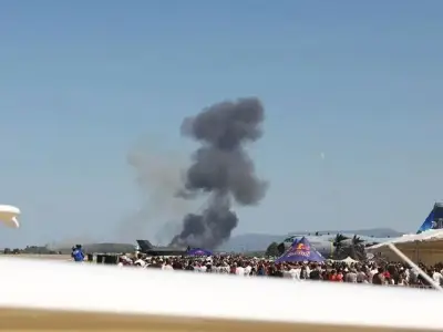 Greek F-4 Phantom crashes during air show near Athens
