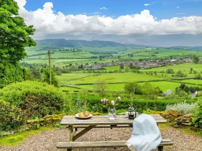 Guests urge 'just book it' after stay at Northumberland cottage with 'magical' views