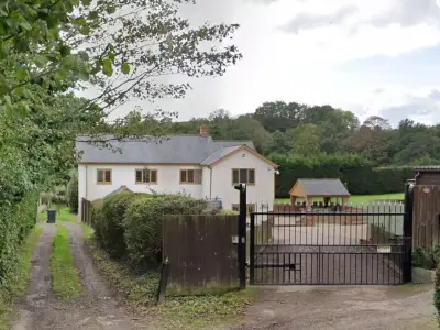 Homeowner's garage plan rejected to protect train line views