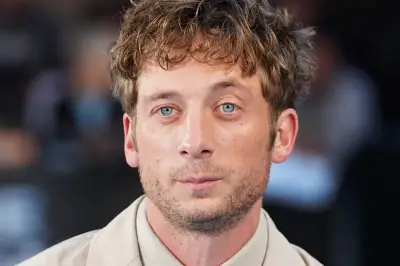 Jeremy Allen White calls for social media safeguards in new film