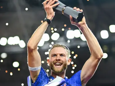 Josh Kerr wins Ultimate Championship 1500m gold and £110k prize