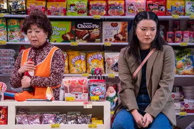Koreaboo review: a tender tribute to fan culture and family divides