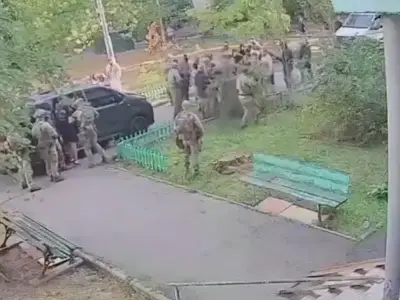 Kyiv chaos as Ukraine's SBU and HUR clash leaves three injured