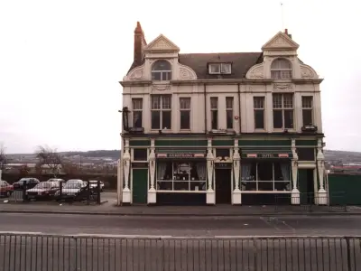 Last Pub on Scotswood Road Destroyed in 1995 Fire, Ending 150-Year Era