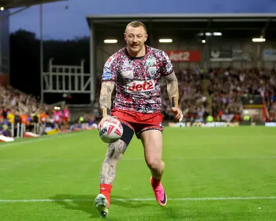 Leigh thrash St Helens 48-10 to end Saints' 60-year playoff run