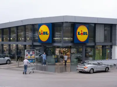 Lidl's £9.99 18m Clothes Airer vs £17 B&Q and £22 Tesco rivals