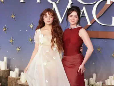 Lip reader reveals Maisie Williams' sweet words to Joey King at premiere