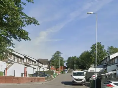 Man, 52, dies suddenly in Rhydyfelin with air ambulance called to scene