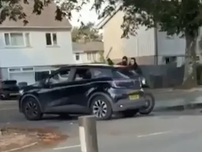 Man chased by machete-wielding youths on e-bikes in Cardiff