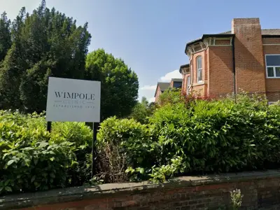 Manchester hair transplant clinic warned by CQC over safety