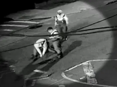 Men arrested after emerging from New York sewer manhole