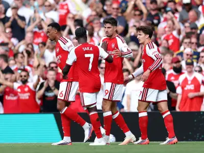 Napoli v Arsenal: TV channel, kick-off and team news for Champions League opener