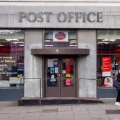 Post Offices targeted in £500m crackdown on dirty cash