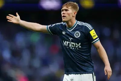 Roy Keane: Lewis Hall 'not the answer' for Man United