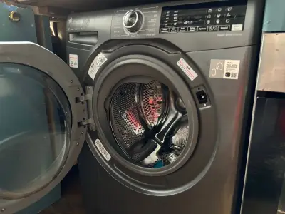 Soda Crystals: The Simple Monthly Task That Keeps Your Washing Machine Smelling Fresh