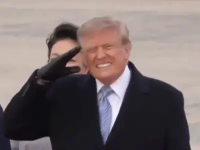 Trump 'winces at jet noise' as brain shrinks, doctor claims