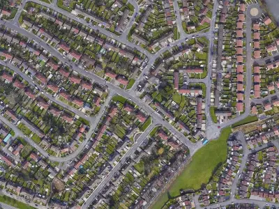 Two arrested after Huyton knife fight as gangs flee scene