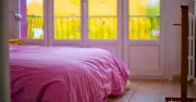 10-minute curtain trick keeps bedroom warm without heating