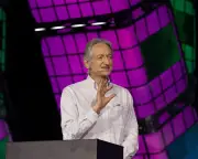 AI godfathers warn of runaway 'intelligence explosion'