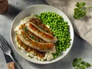 Air fryer sausages juicier with 1 simple step before cooking