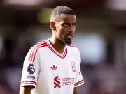 Alexander Isak risks Newcastle fury with baffling Liverpool response