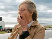 Antiques Roadshow guest stunned by charity shop find's £1,500 value