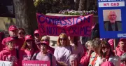 Assisted dying bill returns to Commons as campaigners gather