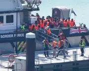 Asylum seekers removed to France show injury signs, charity finds