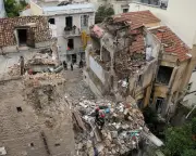 Athens explosion: six killed in Plaka apartment block collapse
