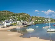 Barmouth: Welsh seaside town where all pubs and cafes are independent