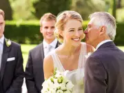 Bride-to-be caught in middle as mum brands dad's wedding gift 'guilt money'