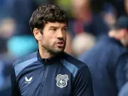Cardiff City: Barry-Murphy cautious on free agents, Kortrijk coach quits